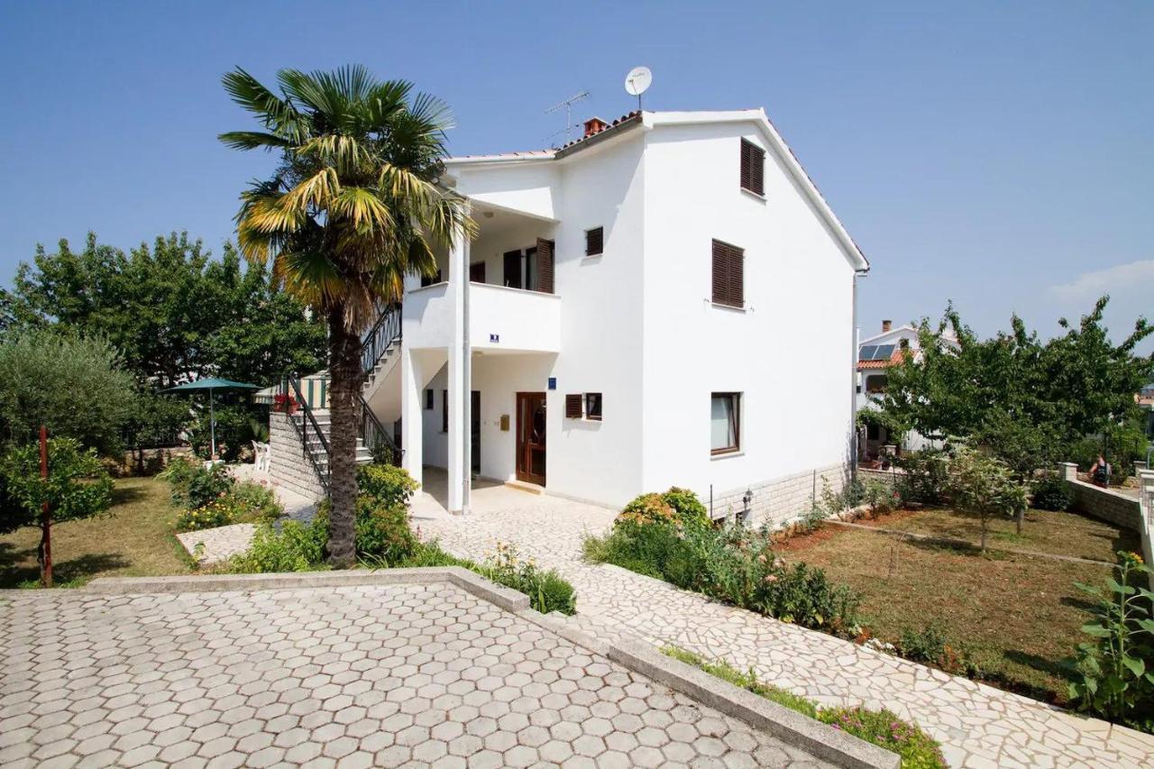 Laura'S Apartment Πόρετς Εξωτερικό φωτογραφία