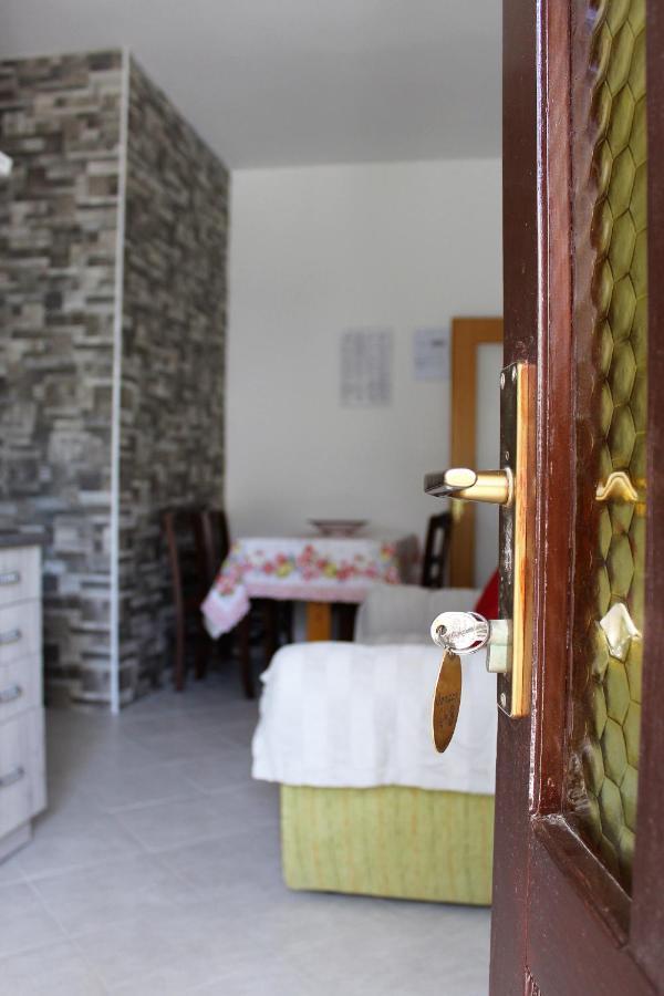 Laura'S Apartment Πόρετς Εξωτερικό φωτογραφία